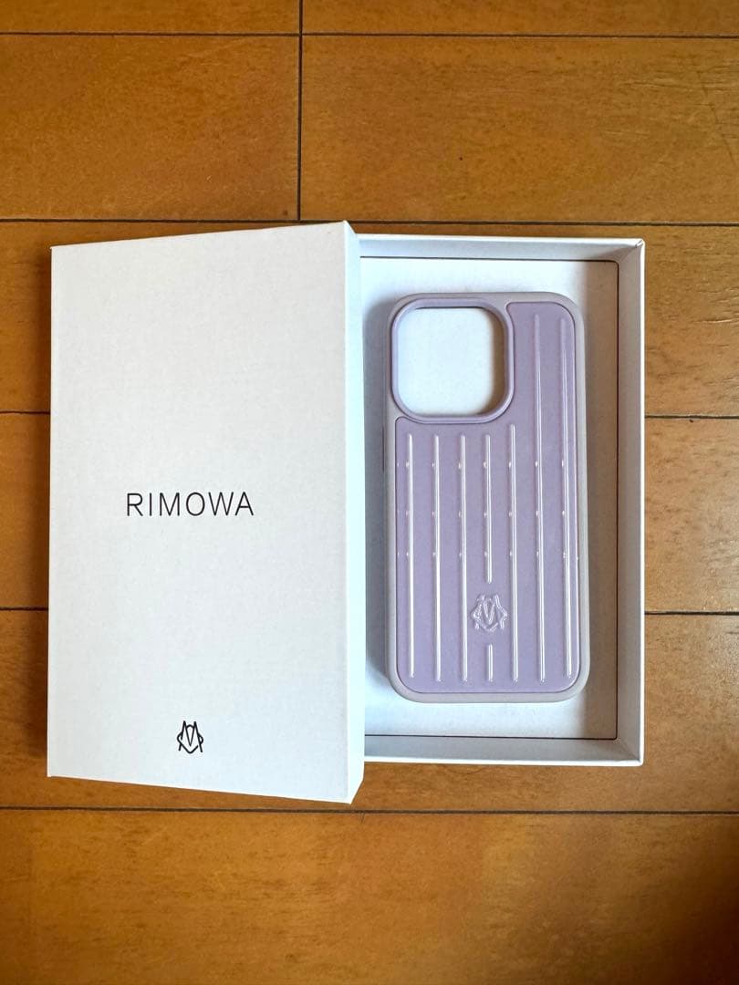 リモワ　rimowa　スマホケース　iPhone 15 Pro　ラベンダー