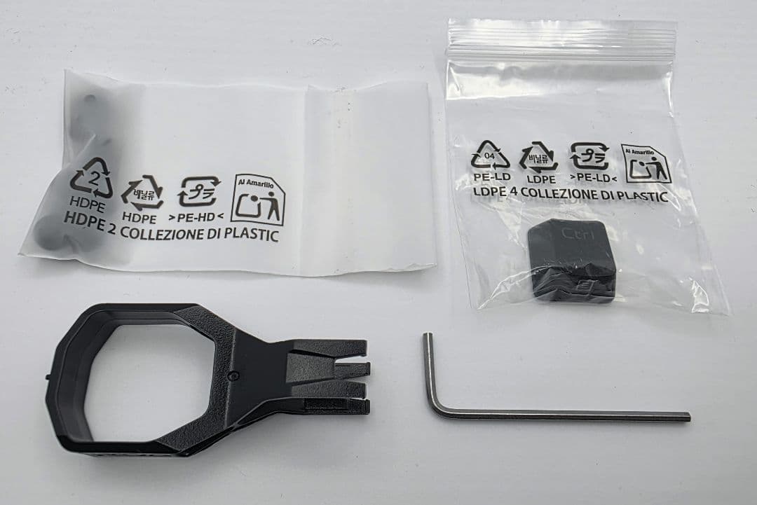 ASUS ROG Falcata 磁気ゲーミングキーボード