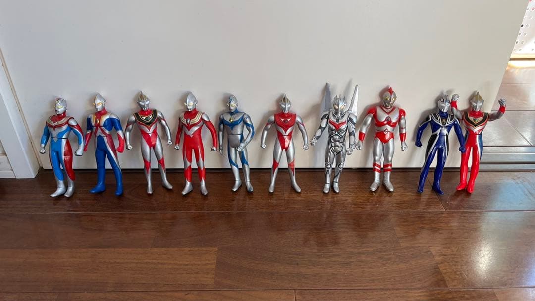 ウルトラマン78体、怪獣27体、フィギュアまとめ売り