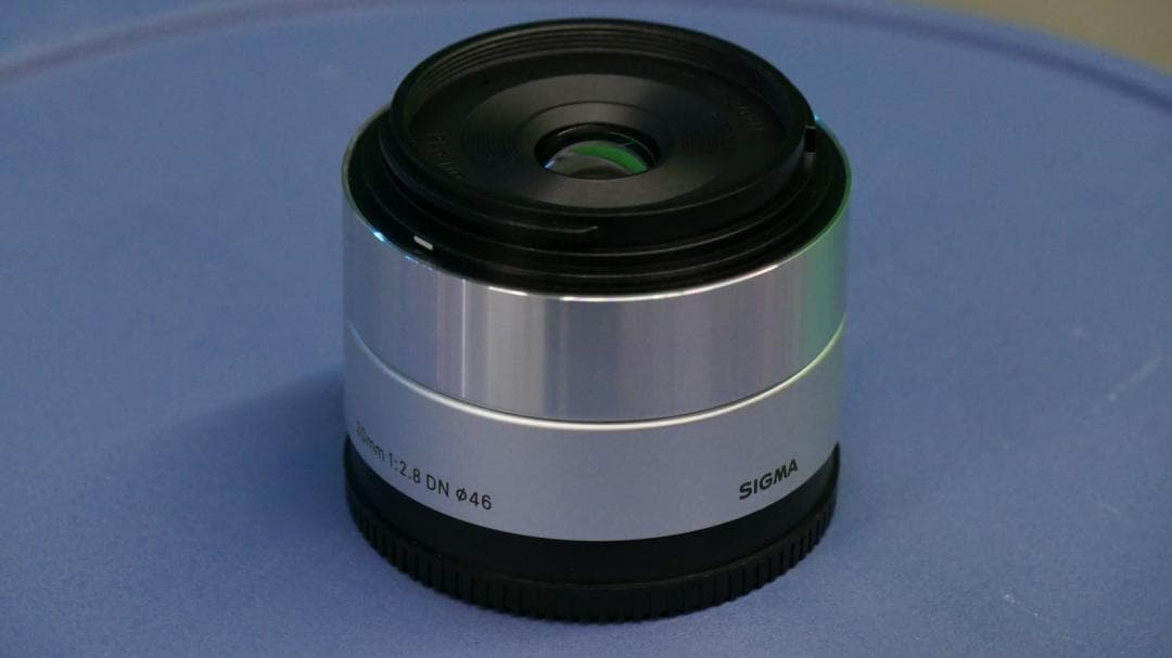 ru-mi　SIGMA 30mm F2.8 DN Silver ソニーE用