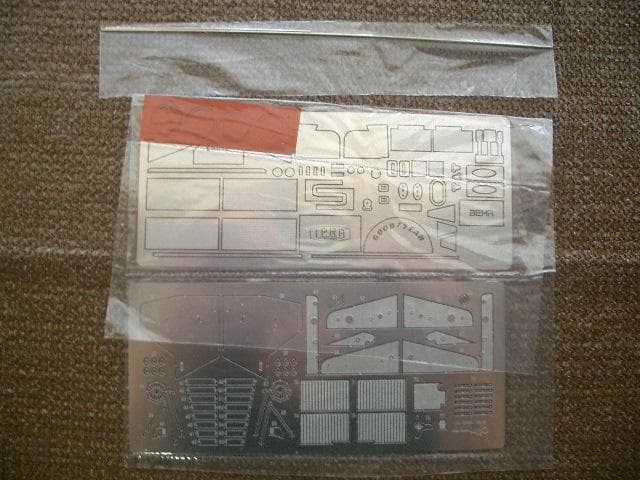 1/20 ヒロ フェラーリ 156/85 メタルキット マルボロ付き