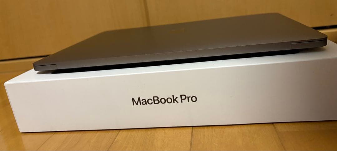 MacBook Pro 13インチ2020 M1 スペースグレー