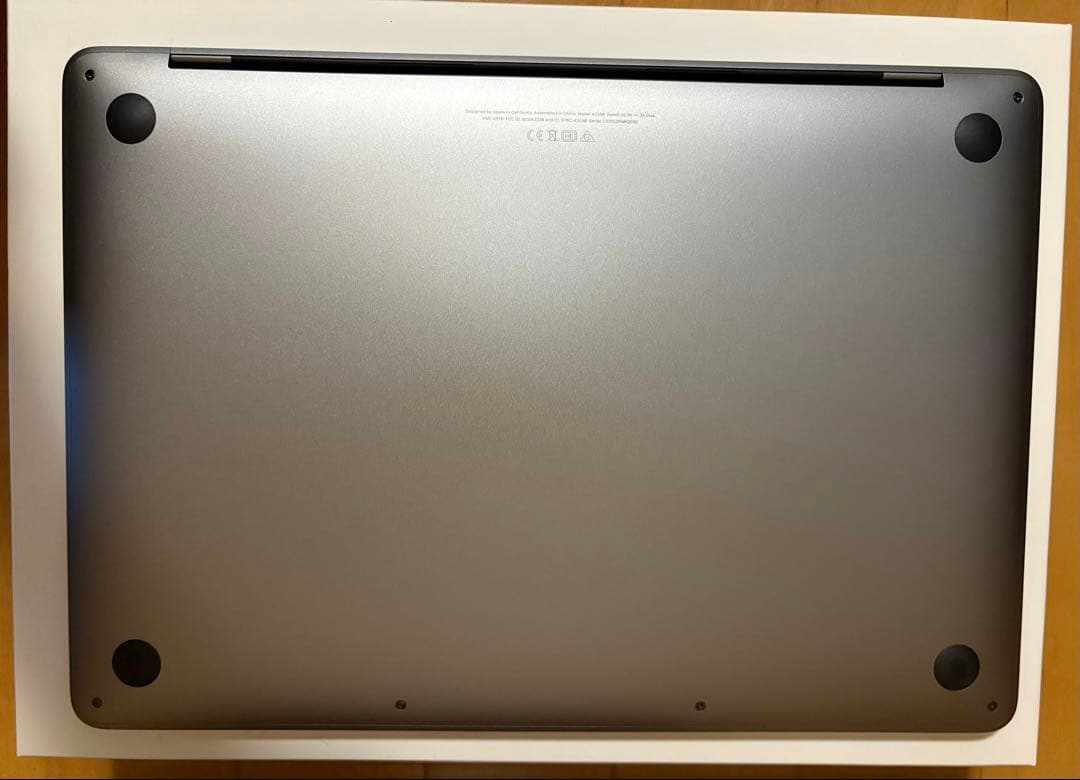 MacBook Pro 13インチ2020 M1 スペースグレー