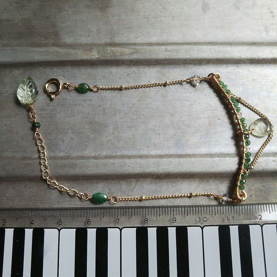 ✧SALE✧高品質 エメラルド 稀少石 リビアングラス ブレスレット 限定品