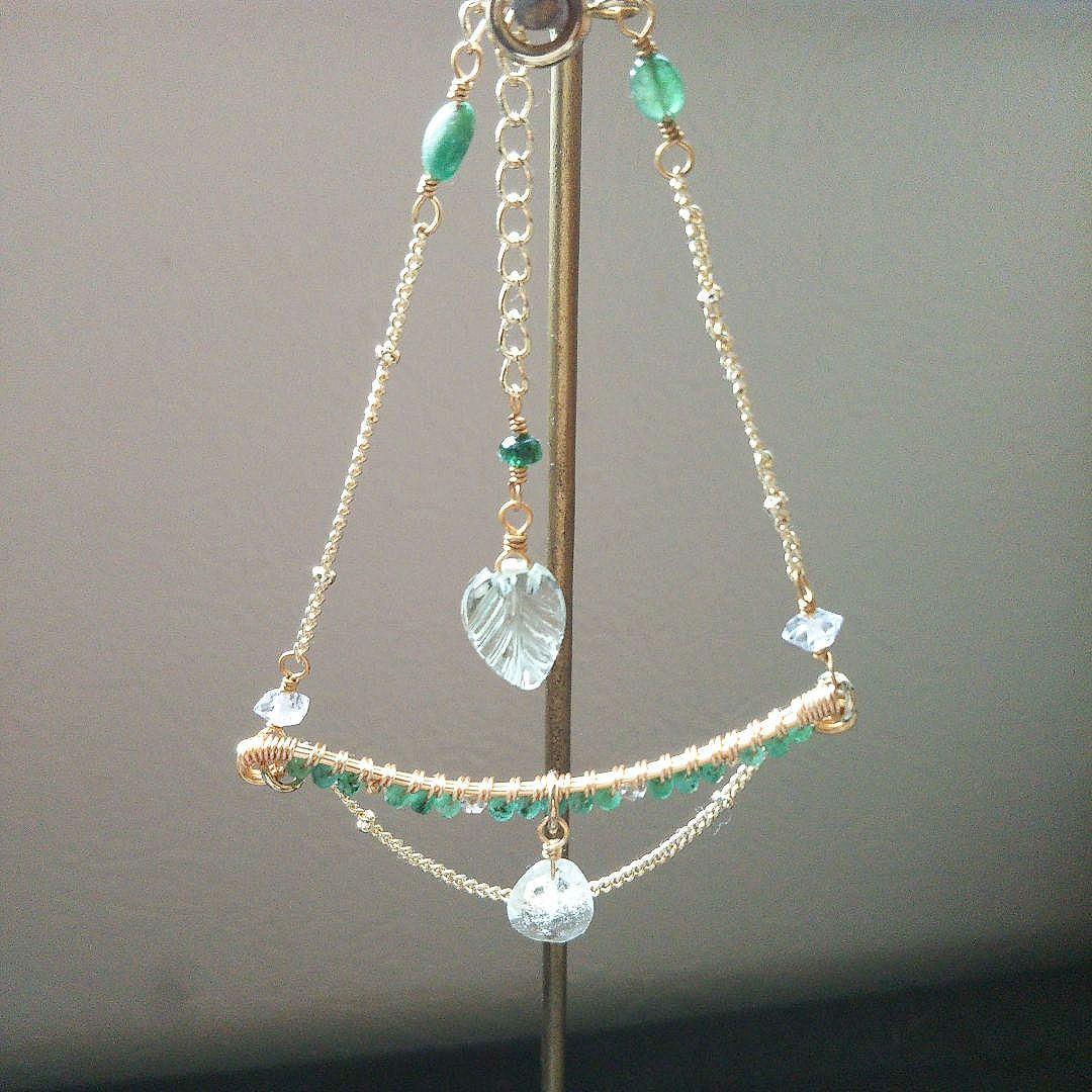 ✧SALE✧高品質 エメラルド 稀少石 リビアングラス ブレスレット 限定品