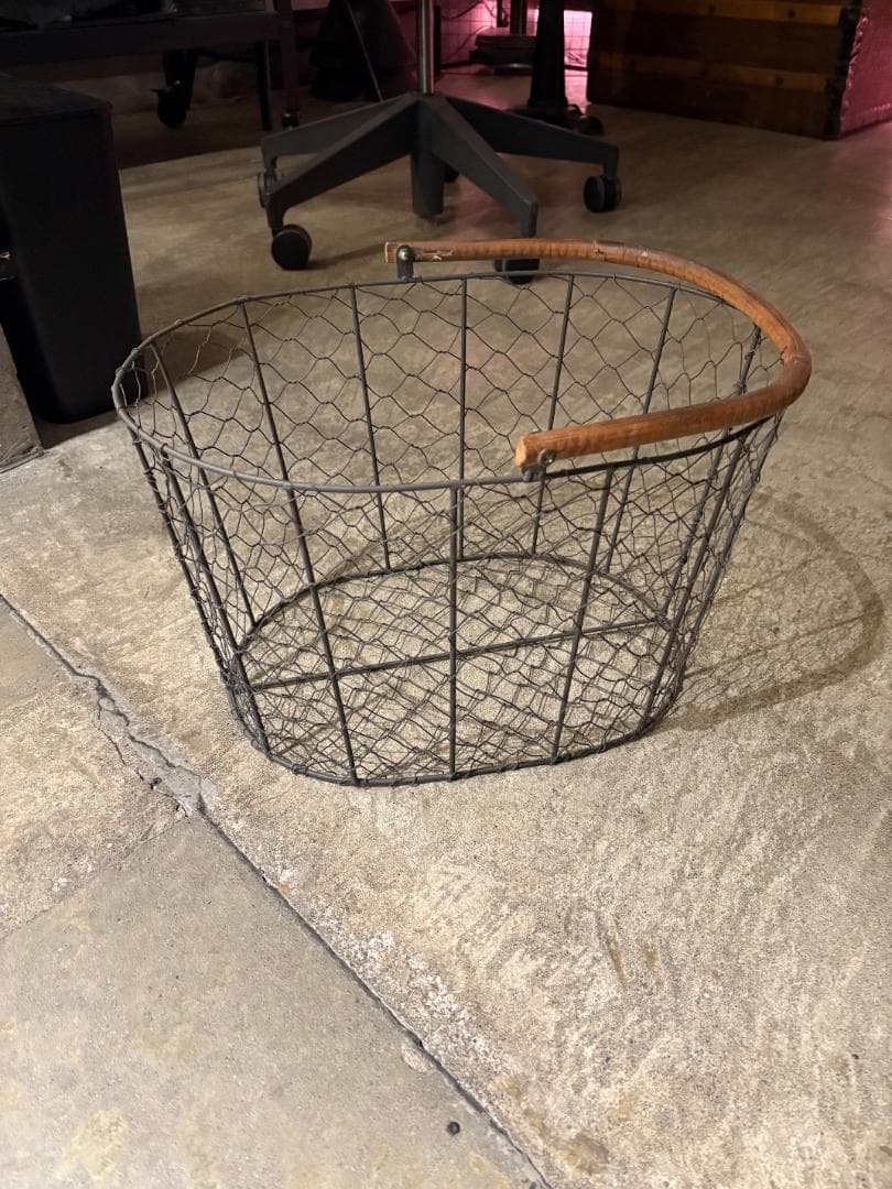 アンティーク　BOX 収納　かご　バケット　購入　UK　イングランド