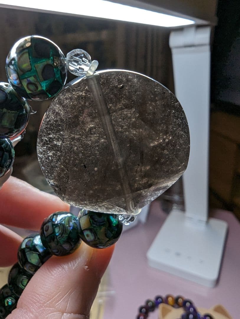 チンターマニと貝のブレス