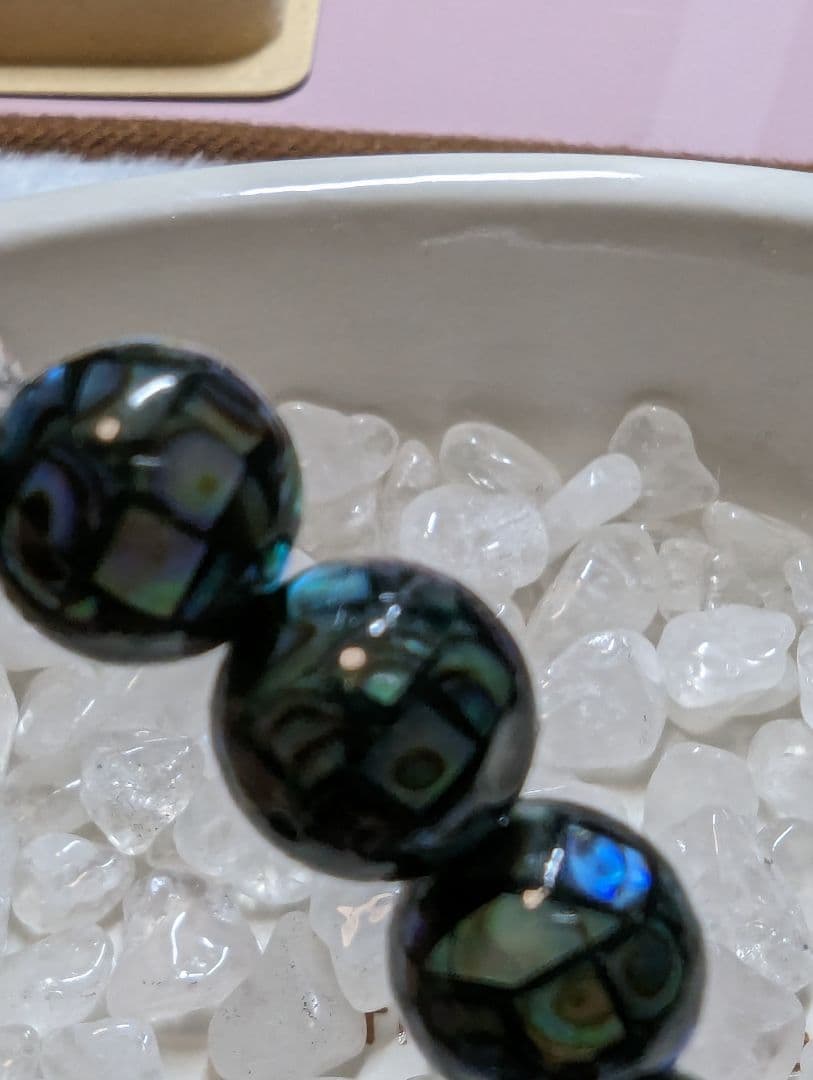 チンターマニと貝のブレス