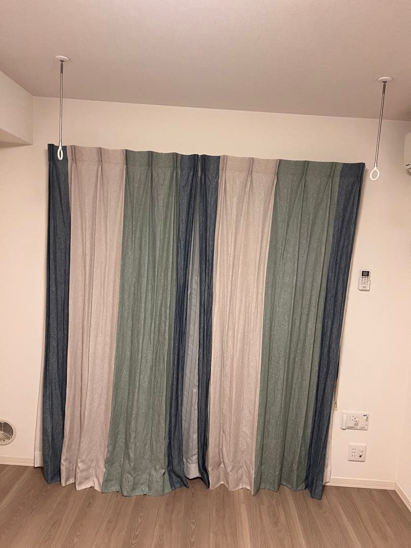 unico カーテン