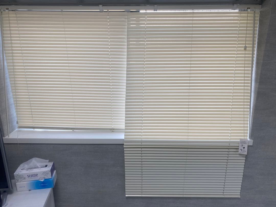 【引っ越し処分】ブラインドカーテン4点セット