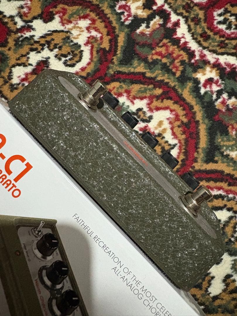 WA-1 Chorus Vibrato エフェクター