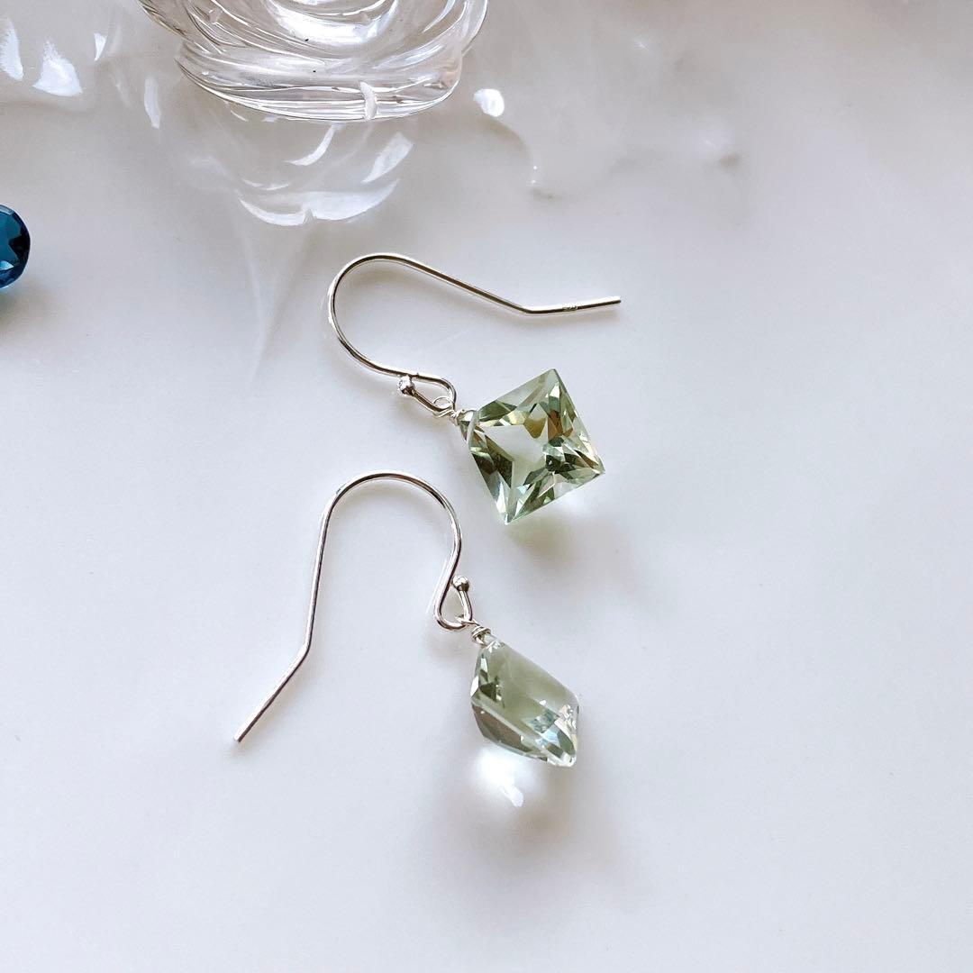 じばにゃん◆切子カービング水晶×ブルーダイヤピアス✧silver925