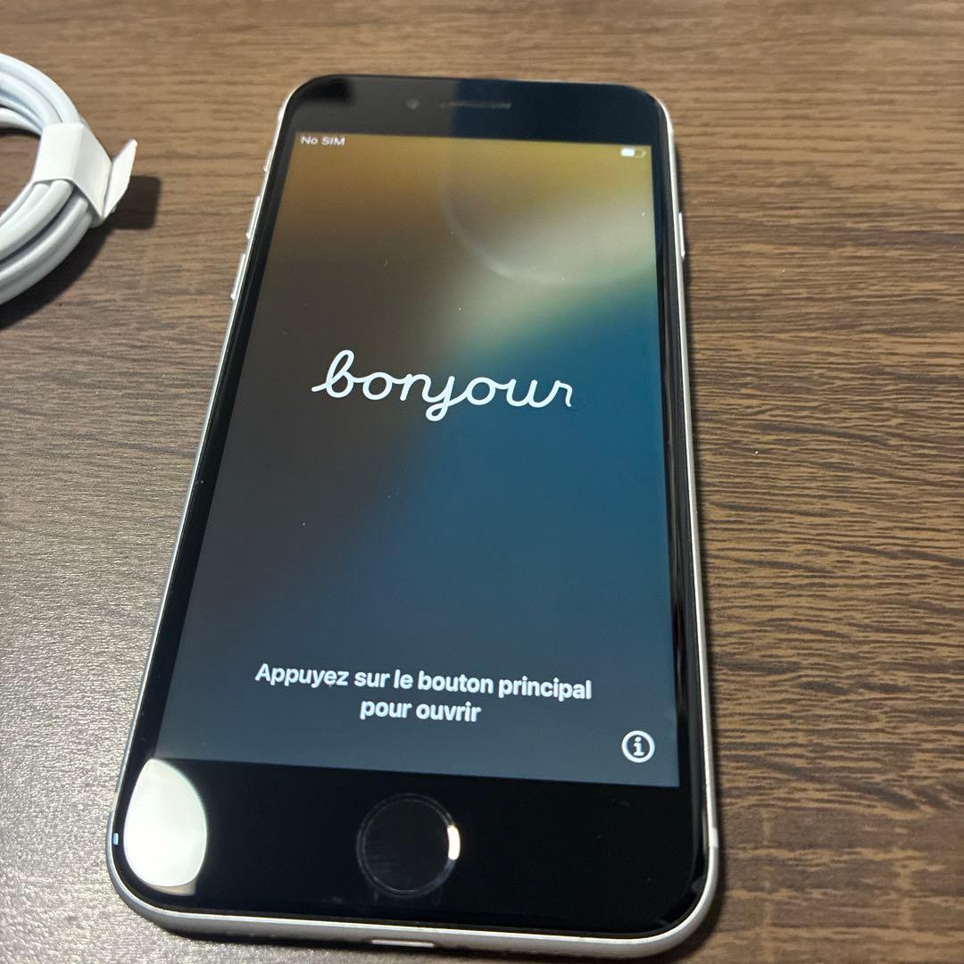 スマートフォン本体 iPhone se2 64GB
