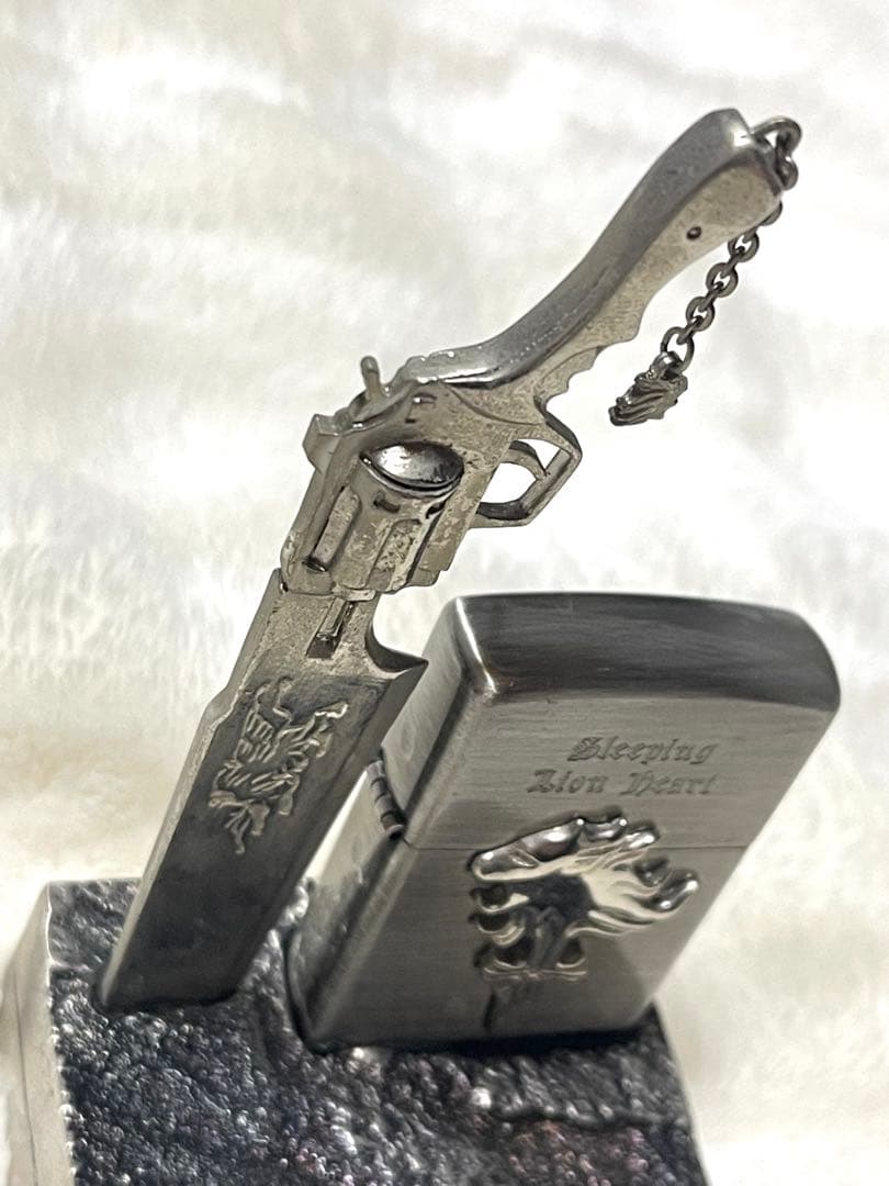 ファイナルファンタジーIII 銃とライターのスタンド