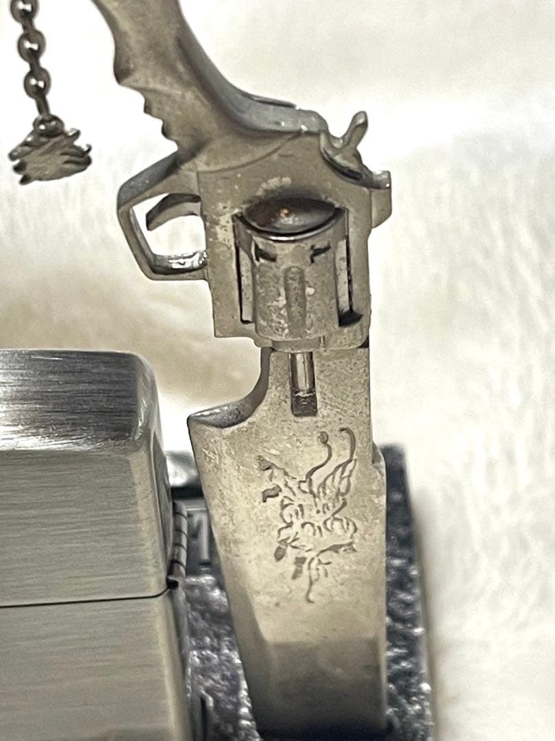 ファイナルファンタジーIII 銃とライターのスタンド