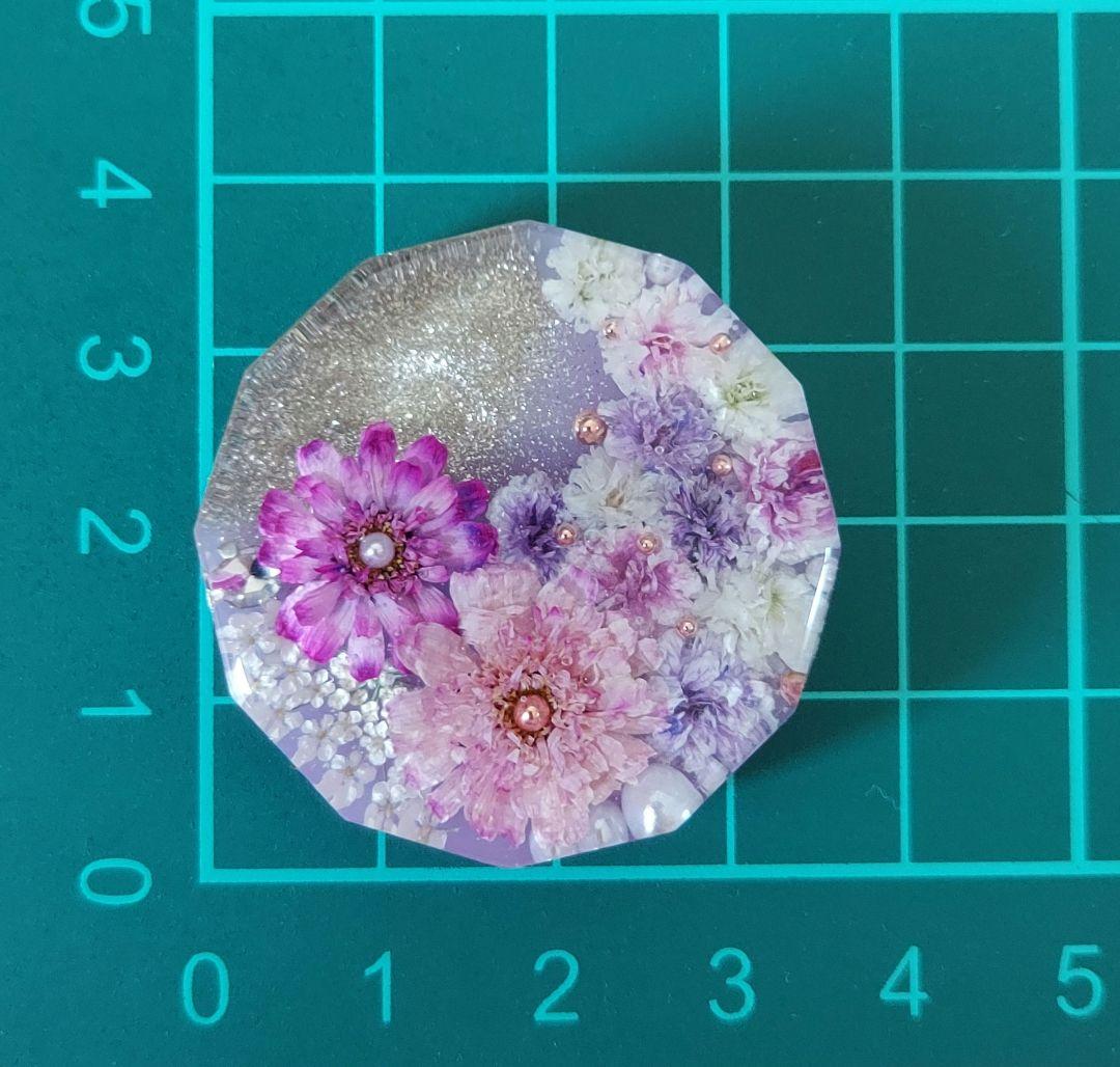 【1262】レジン　マトリカリア　ヘアゴム　ポニーフック　ブロ―チ　ハンドメイド