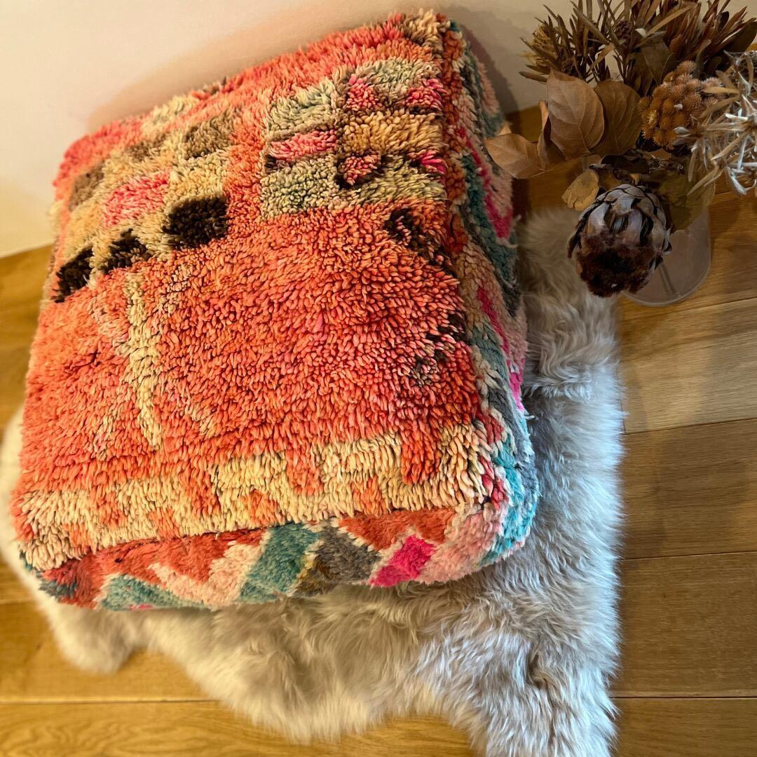 vintage floor cushion　トロピカルピンク