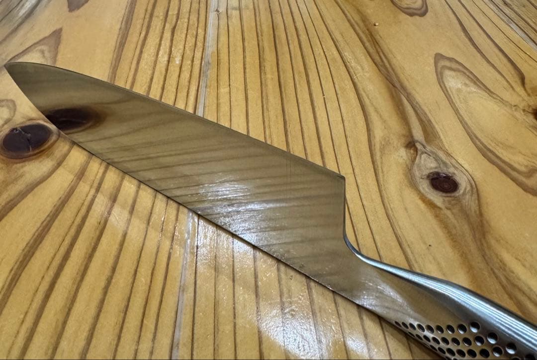 GLOBAL グローバル G-46（18cm 三徳包丁）鏡面仕上げ