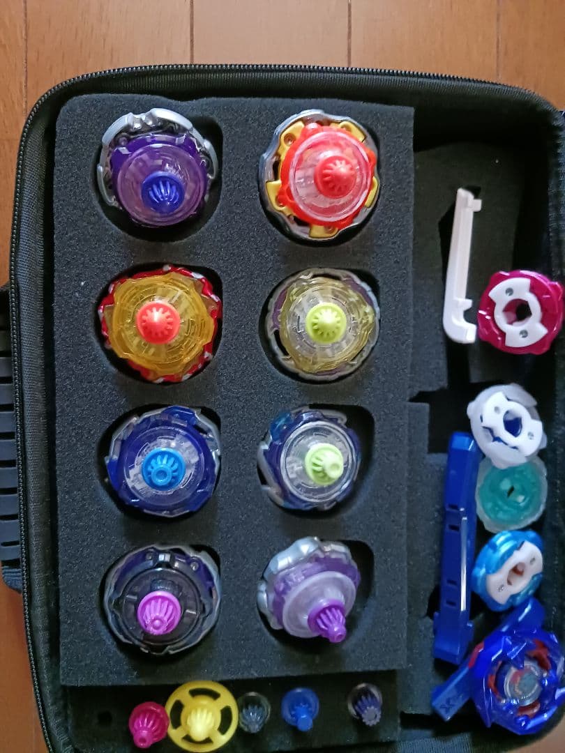 美品　ベイブレードXまとめ売り