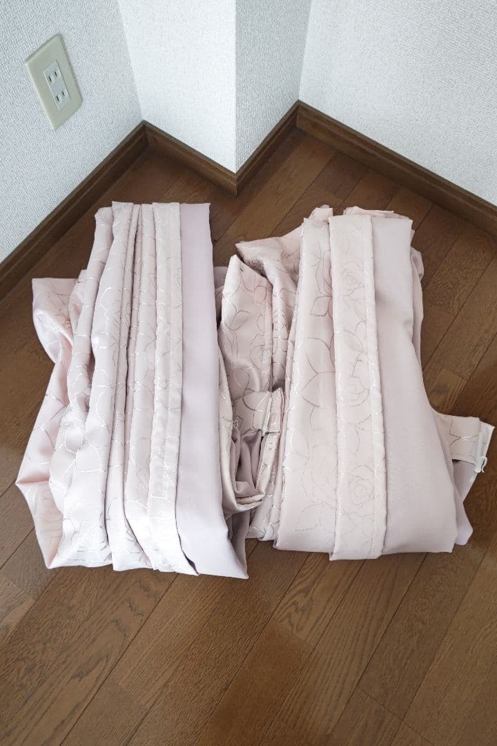 値下げ ニトリ ローズ柄 カーテン確認用