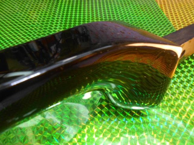 現品販売(送料無料)109.800円　沖縄三線専用　黒檀棹　希少な江戸ユナ―型