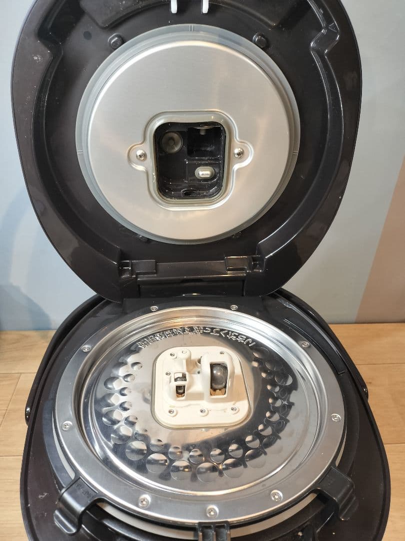 TIGER 圧力IH炊飯器 炊きたて 1升炊き 10合 JKP-H180