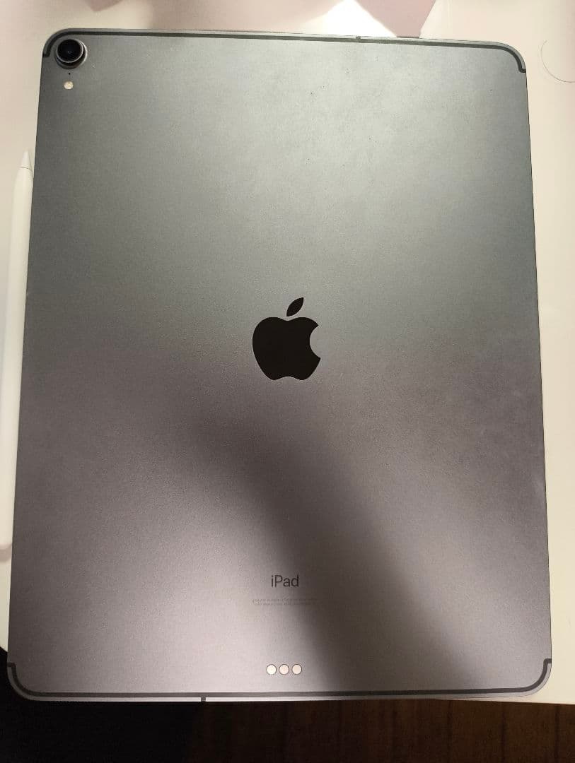 iPadPro12.9インチ第3世代６４ＧＢ＋ケース＋ApplePencil第二