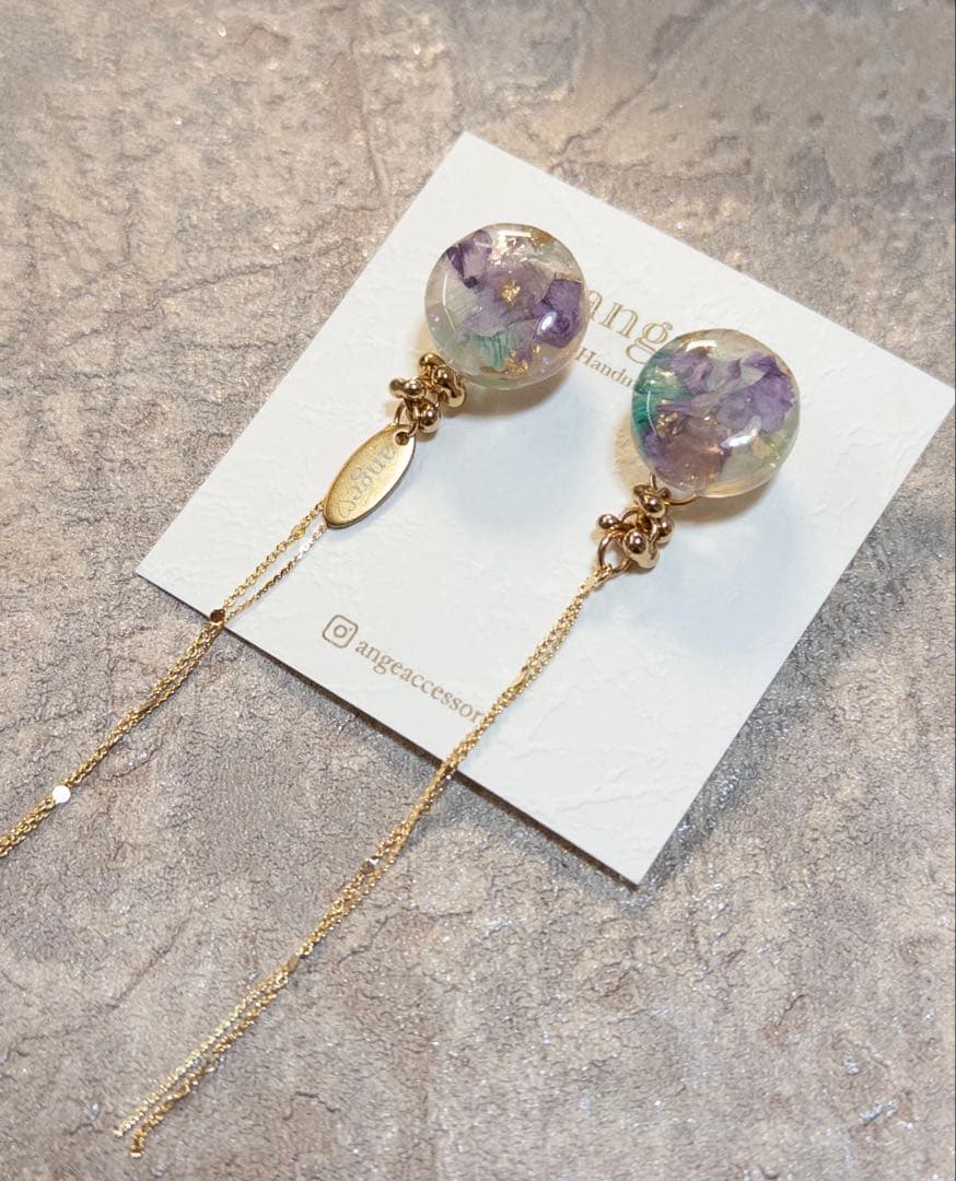 2wayグリーン×パープルフラワーロングチェーンピアス