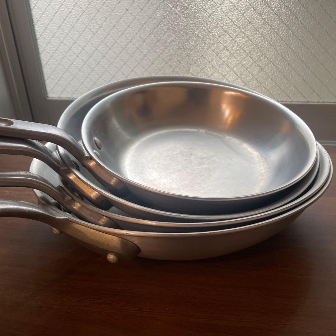 アルミ製浅型フライパン4枚セット