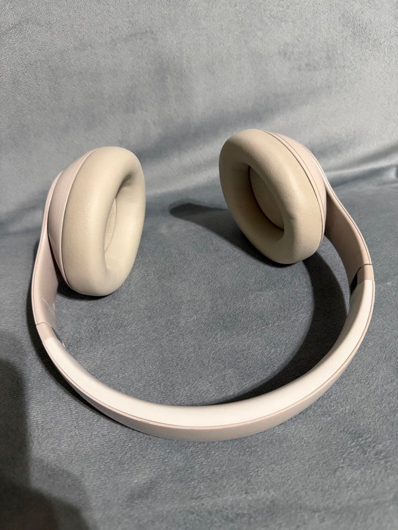 ワイヤレスヘッドホン ホワイト