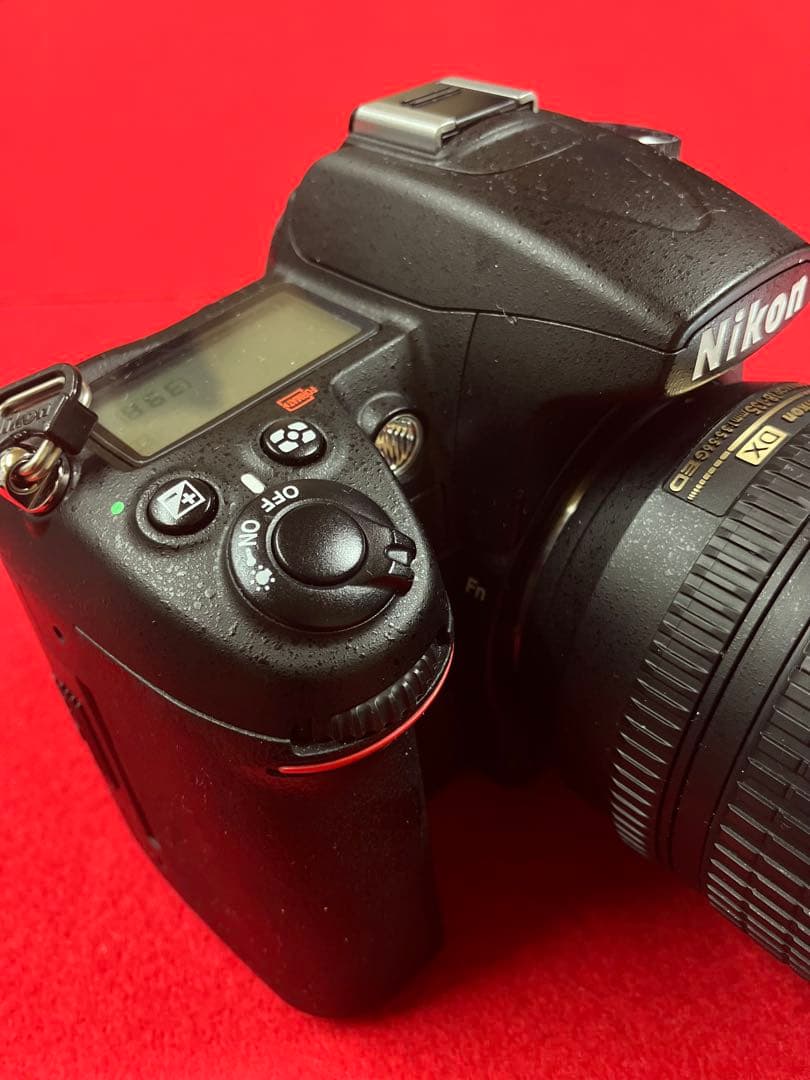 衝撃　決算最終値下げ！　これが極上品　 Ｄ7000 18-135mm ズ-ム付き