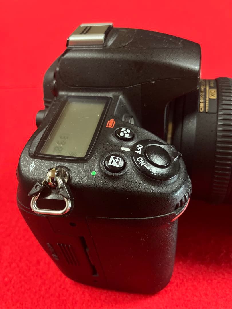 衝撃　決算最終値下げ！　これが極上品　 Ｄ7000 18-135mm ズ-ム付き