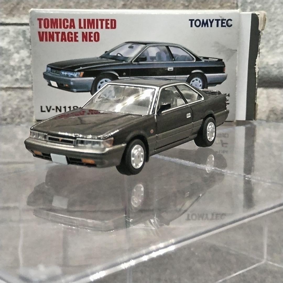 ニッサン　レパード　2.0XS-Ⅱ　グランドセレクション　　トミカ