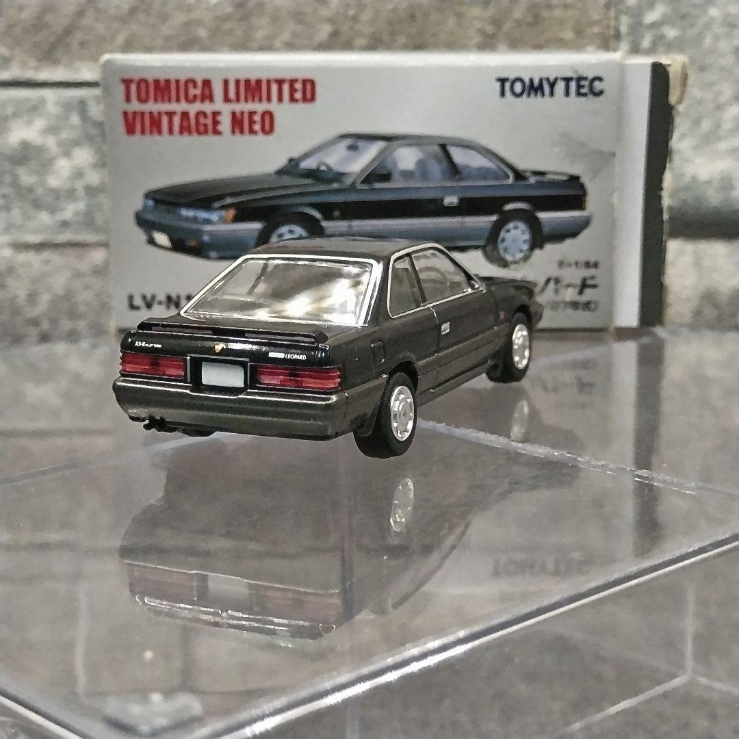 ニッサン　レパード　2.0XS-Ⅱ　グランドセレクション　　トミカ