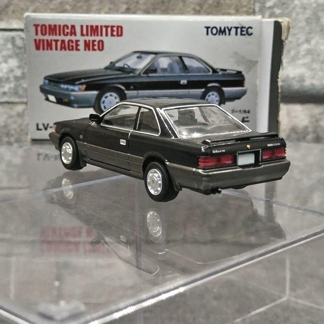 ニッサン　レパード　2.0XS-Ⅱ　グランドセレクション　　トミカ