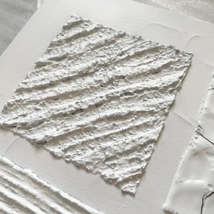 ひび割れと陰影の現代アート｜ テクスチャ―アート　絵画　抽象画　パネル　シンプル