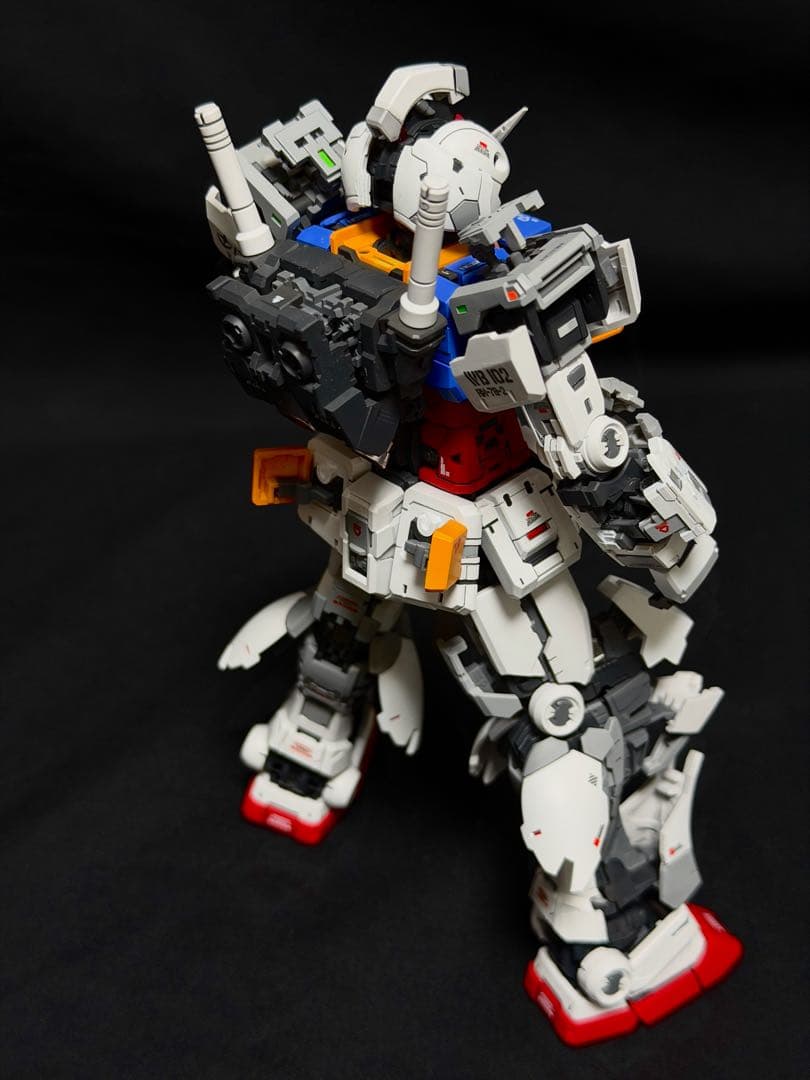 1/100 rx78-2ガンダム改修塗装済完成品ガンプラ完成品フルハッチオープン