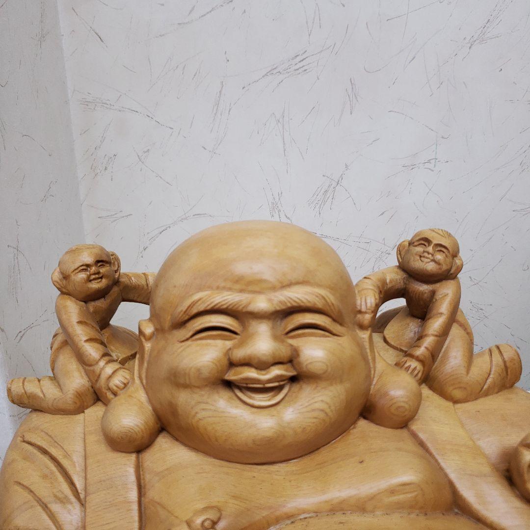 蔵出し特価布袋さん１木造り製 子供たち付き 大きめ