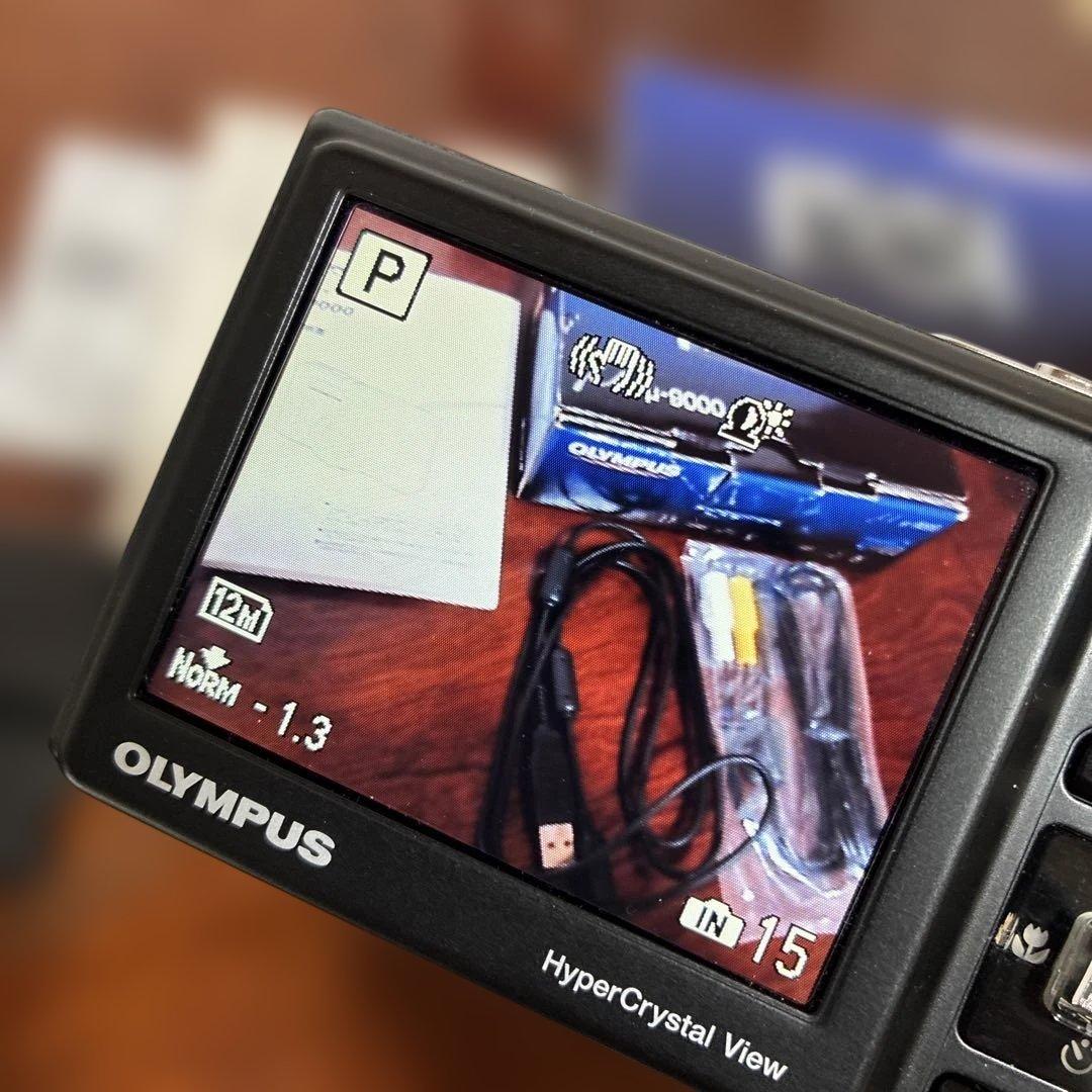 OLYMPUS μ-9000 デジタルカメラ 光学ズーム10倍、MicroSD