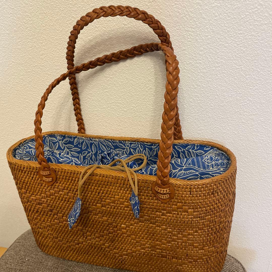 【バリ島購入】本格アタバッグ 横33cm 横長トート レザー持ち手 巾着付き