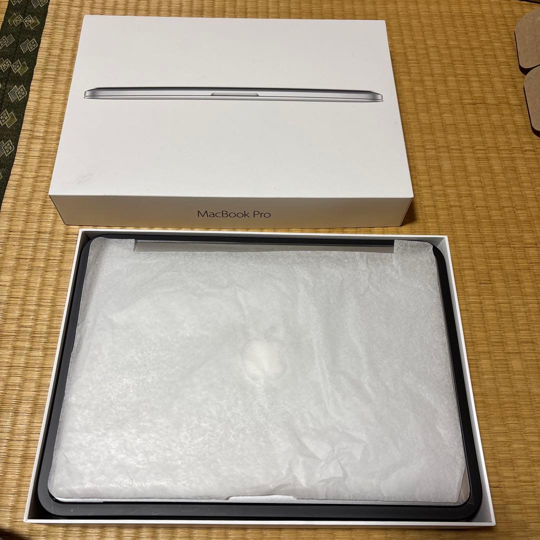 値下げ　化粧箱付　MacBook Pro 13インチ　core i7 512GB