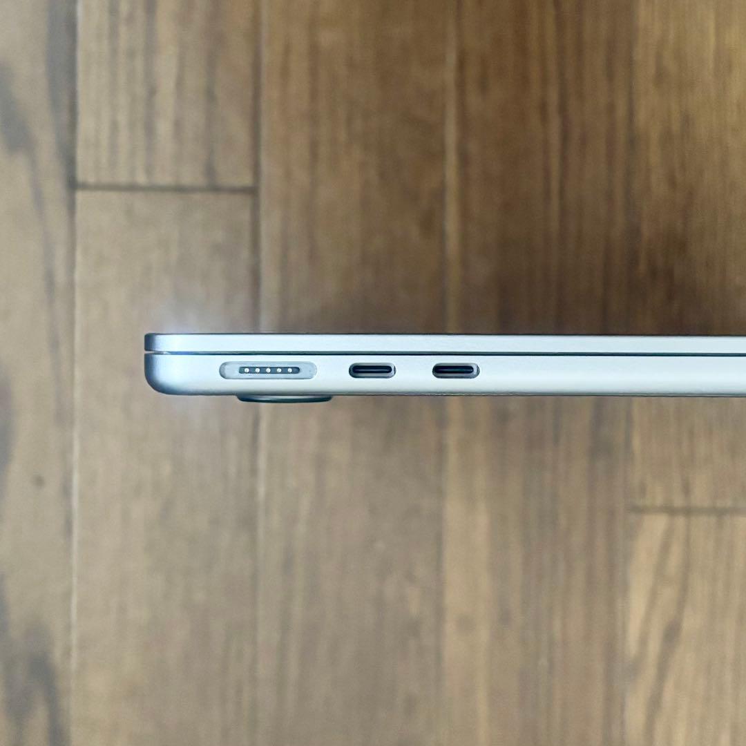 【ジャンク】M2 MacBook Air 起動不可 部品取り 256GB