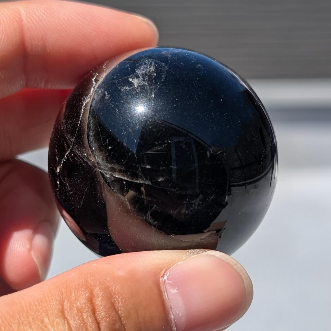 一点物 黒水晶 モリオン スフィア 山東省産 44ミリ 120g 浄化力