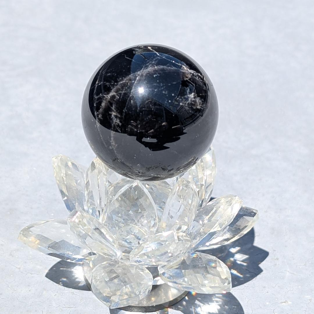 一点物 黒水晶 モリオン スフィア 山東省産 44ミリ 120g 浄化力