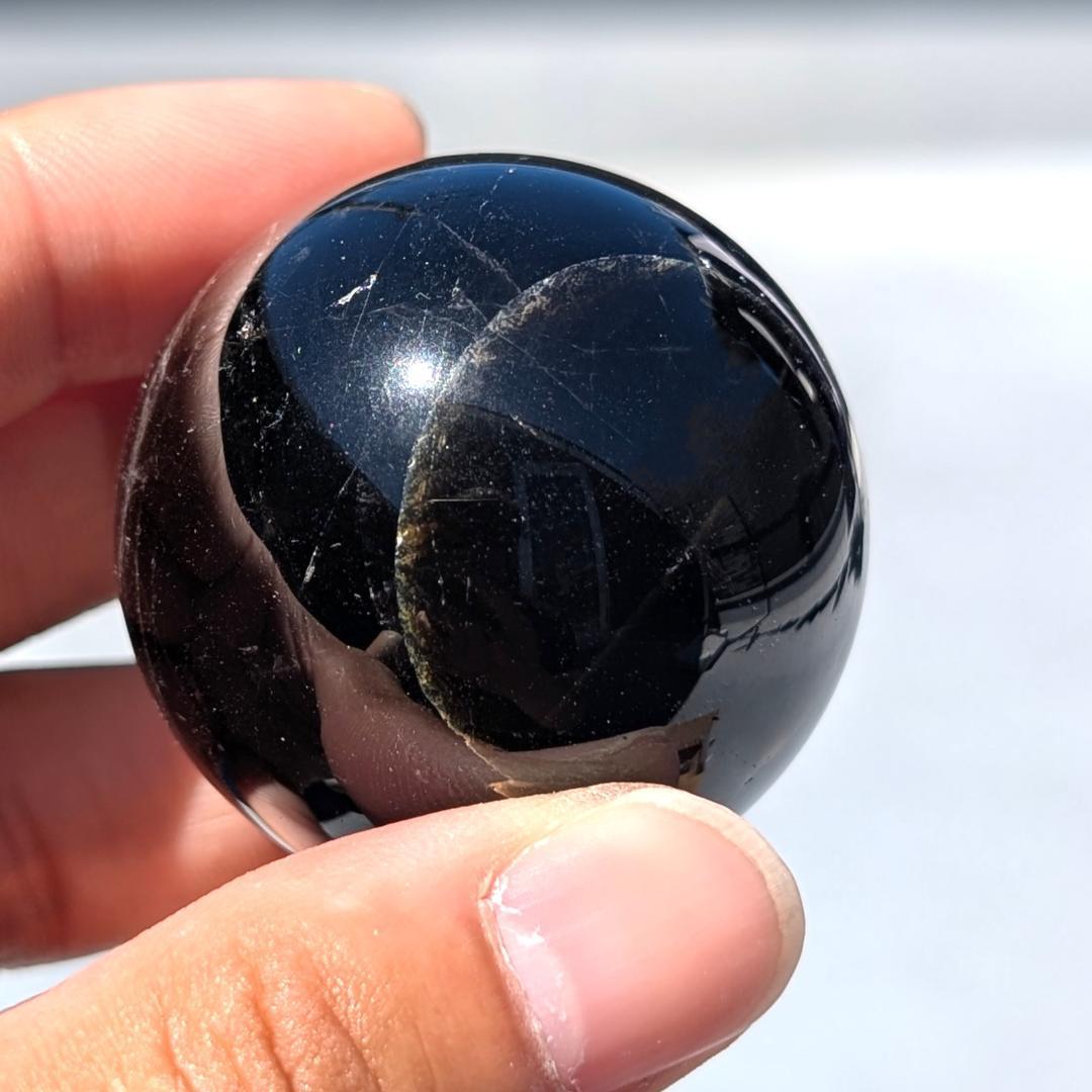 一点物 黒水晶 モリオン スフィア 山東省産 44ミリ 120g 浄化力