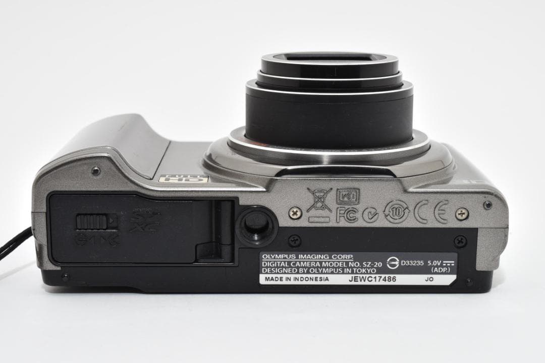 オリンパス　OLYMPUS SZ-20 シルバー《動作確認済み・すぐ使えます！》