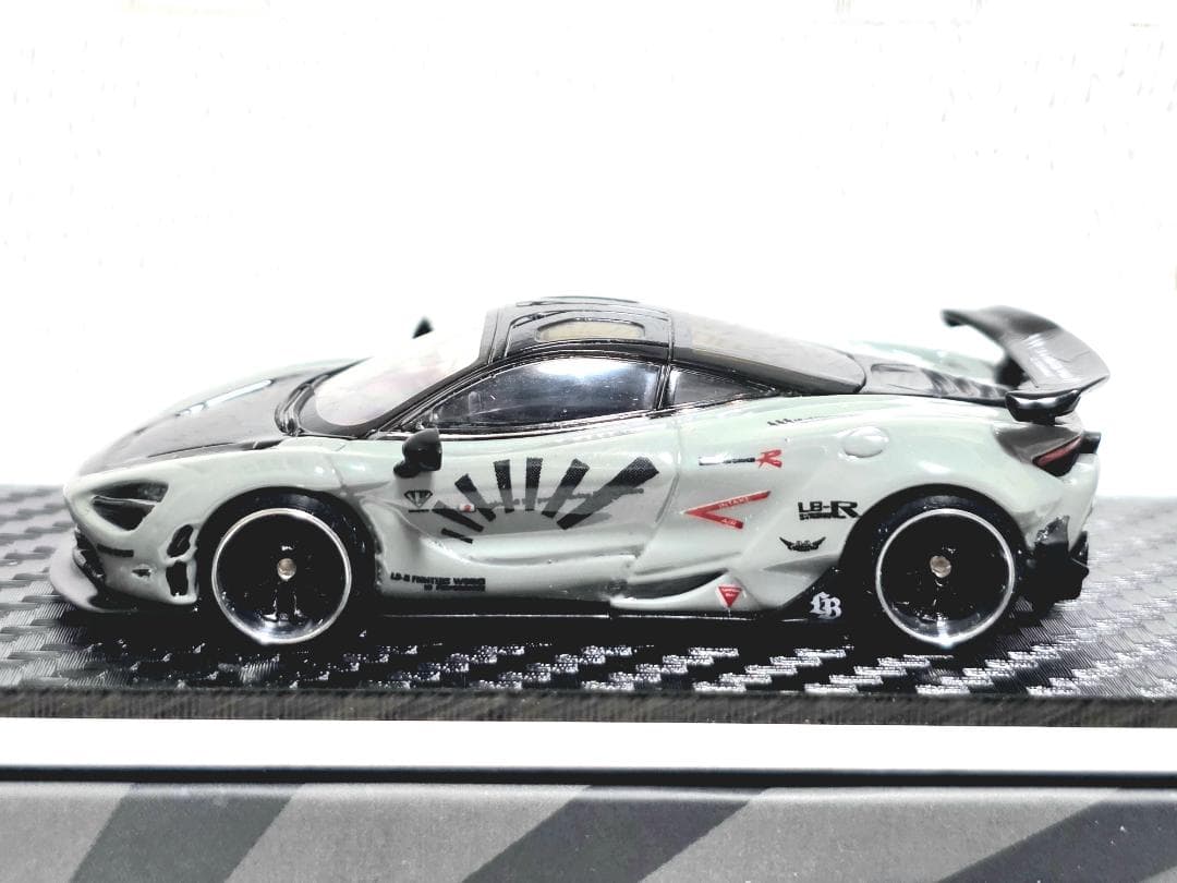 MINIGT リバティーウォークMCLAREN限定 JETFIGHTEケース付き