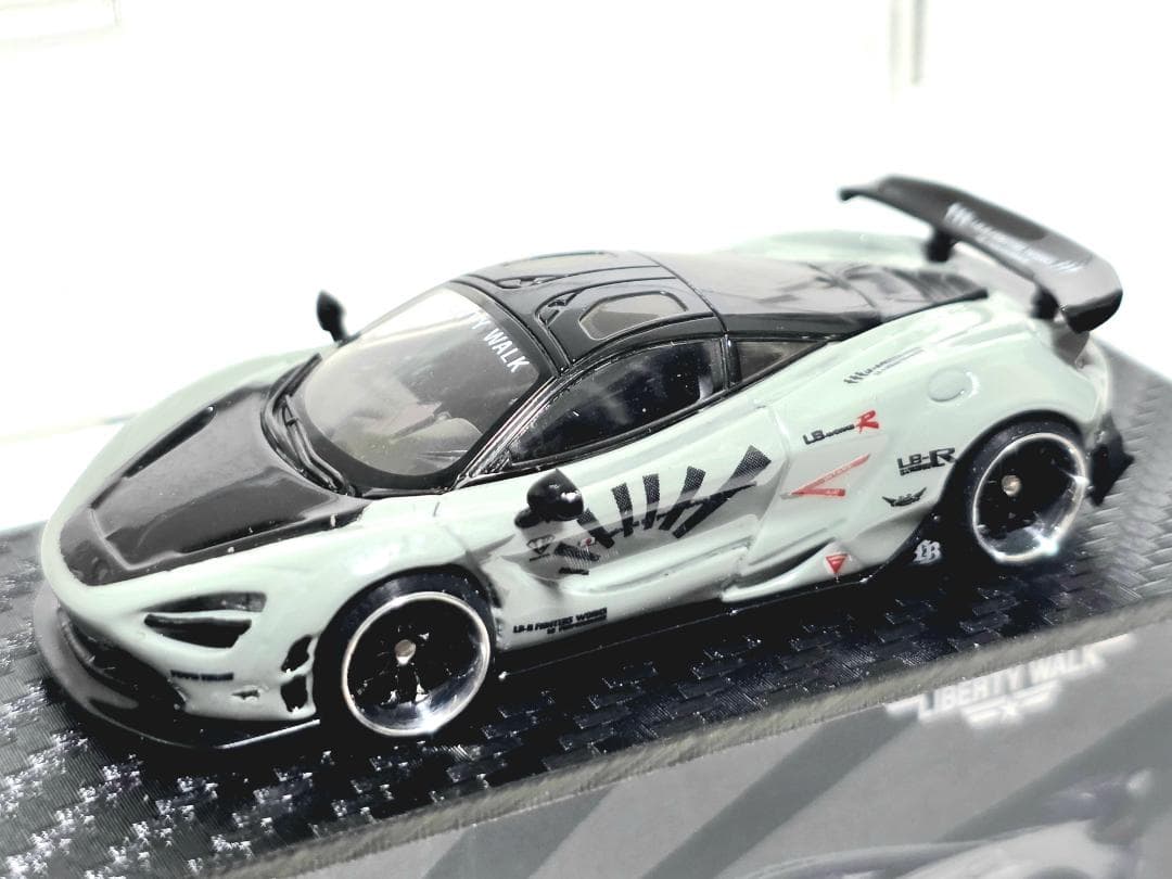 MINIGT リバティーウォークMCLAREN限定 JETFIGHTEケース付き