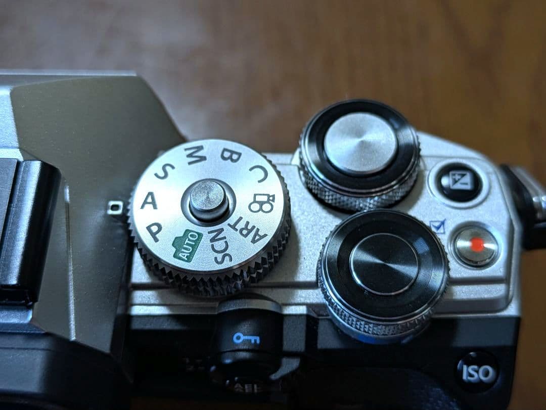 OLYMPUS OM-D E-M5 MarkⅢ ミラーレス一眼 本体のみ