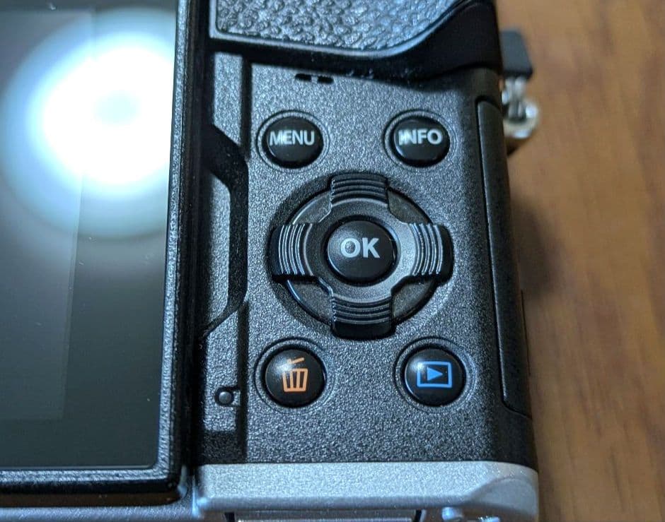 OLYMPUS OM-D E-M5 MarkⅢ ミラーレス一眼 本体のみ